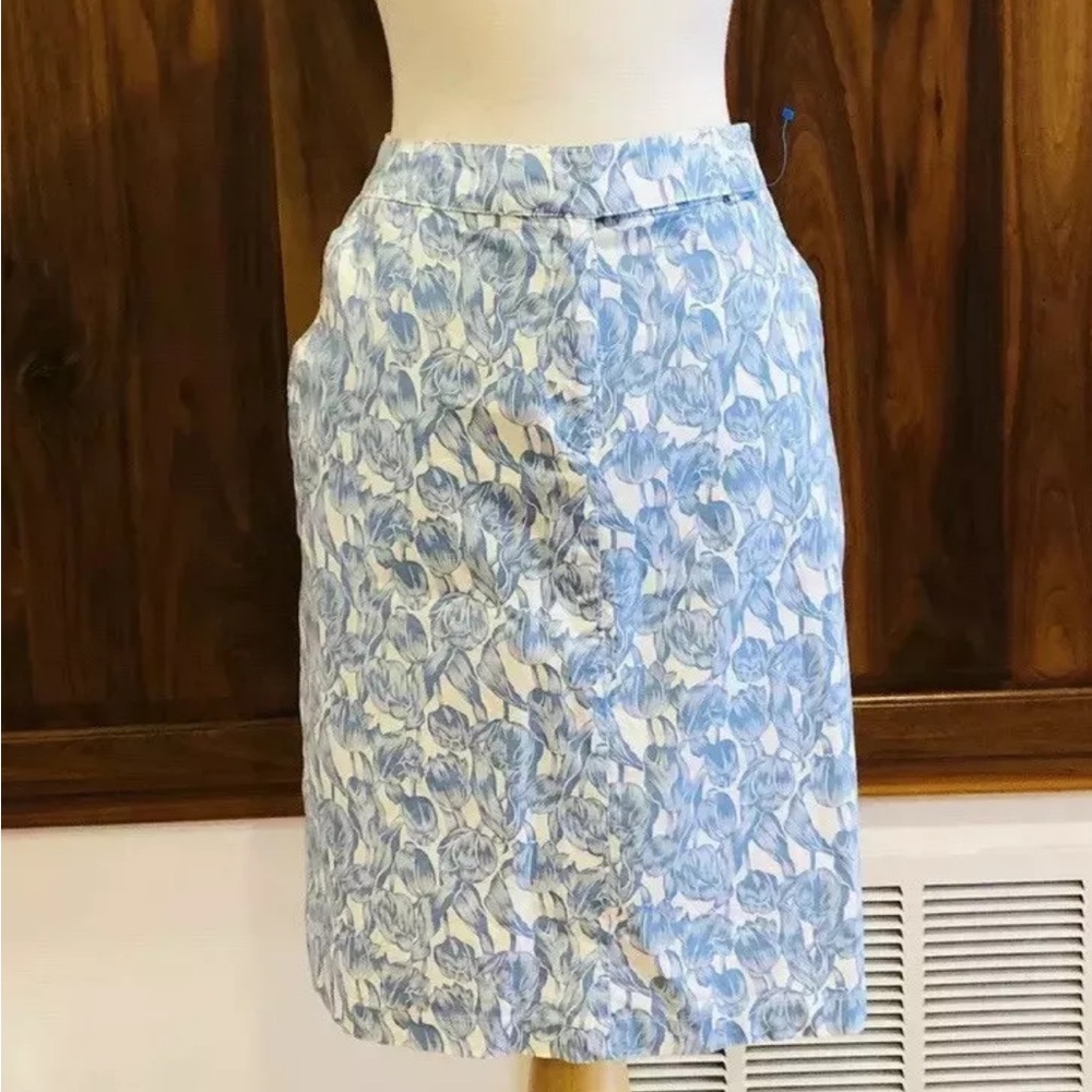 IZOD Floral Pencil Skirt Blue White Cotton Size 8 Preppy Spring
